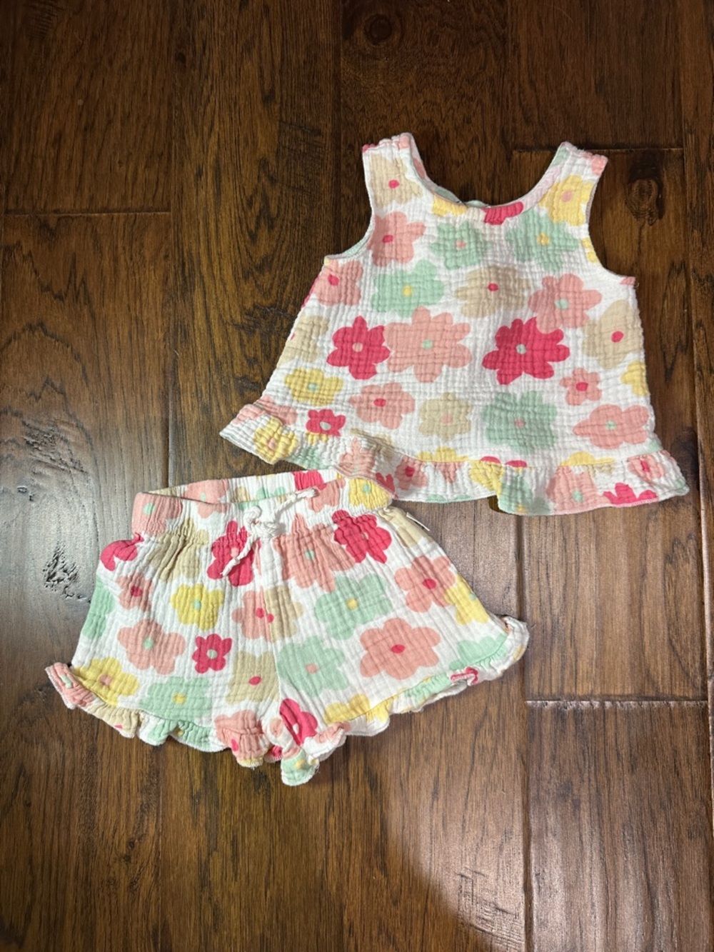 Rabbit + Bear Floral Ruffle Shorts Set - Pastel Multi